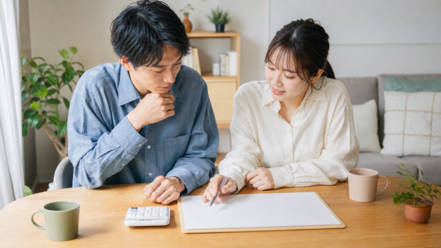 同棲の初期費用はいくら？折半の決め方と揉めない分担ルール アイキャッチ画像